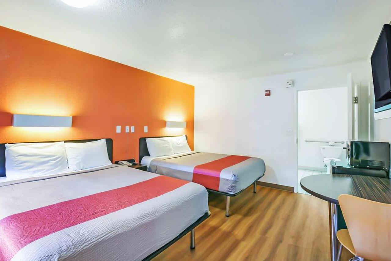 Key Inn Macedonia Luaran gambar