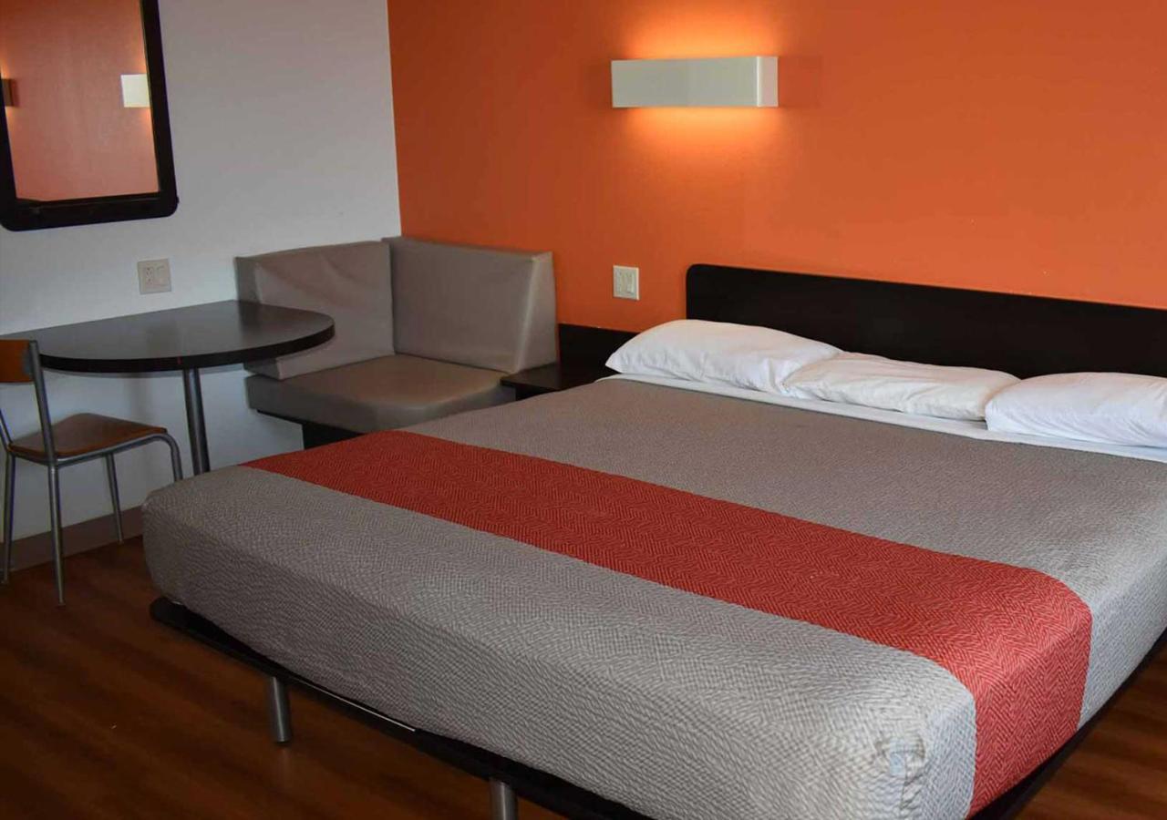 Key Inn Macedonia Luaran gambar
