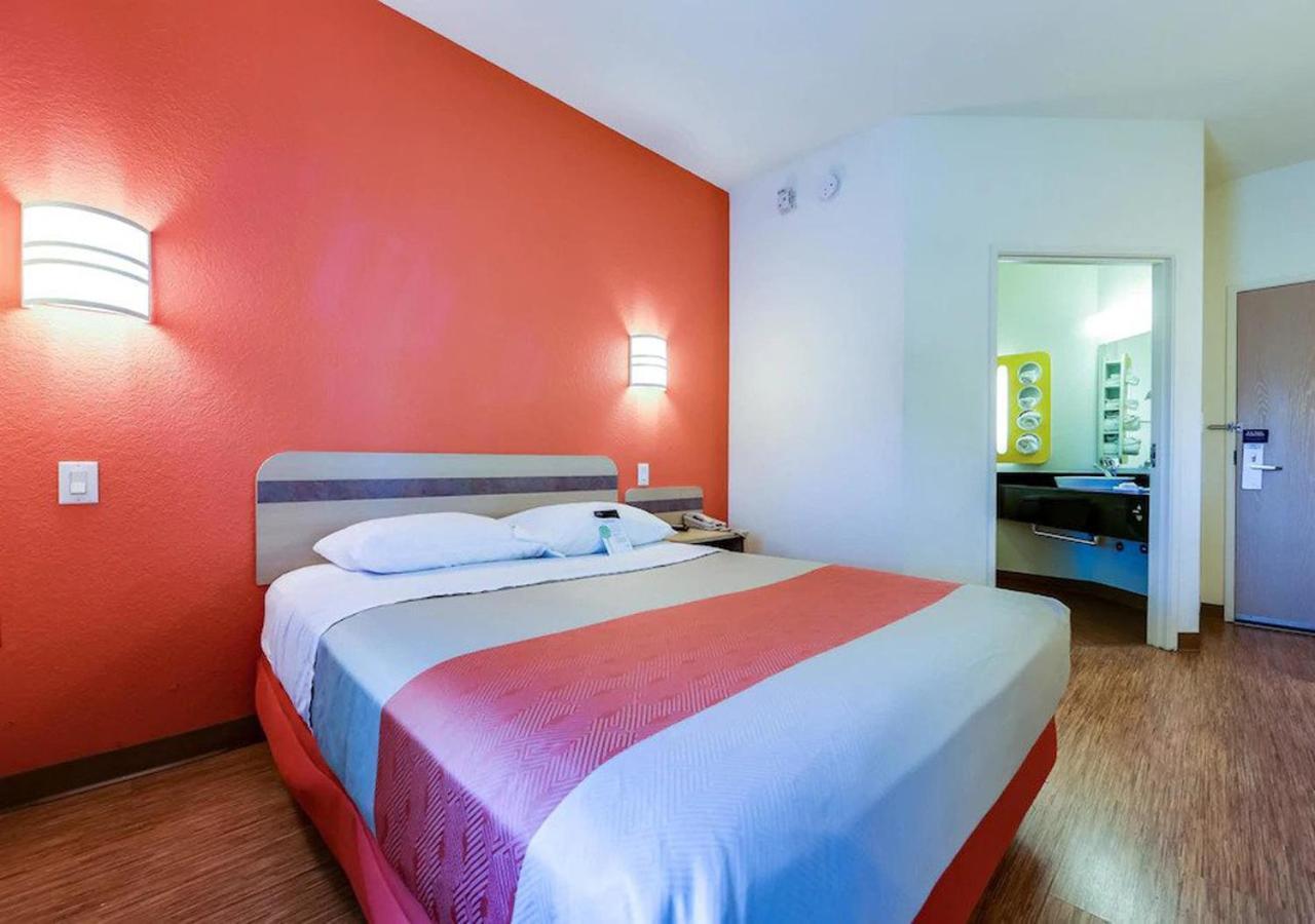 Key Inn Macedonia Luaran gambar