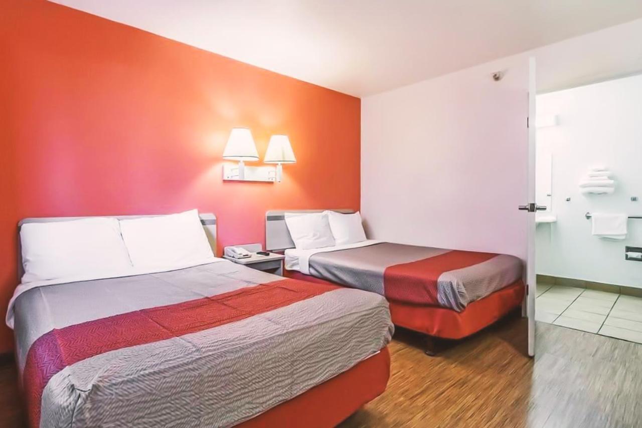 Key Inn Macedonia Luaran gambar