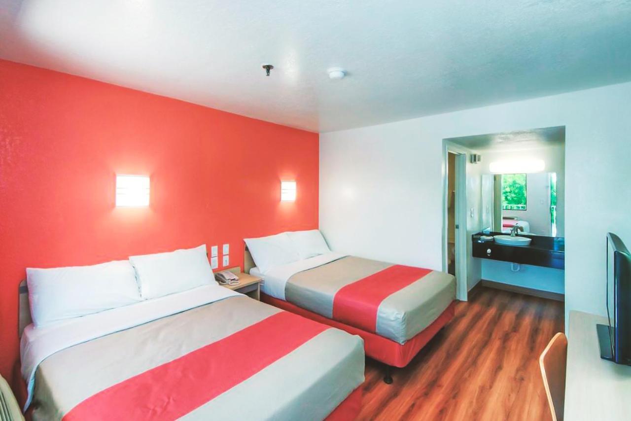 Key Inn Macedonia Luaran gambar