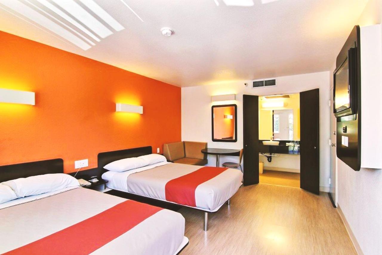 Key Inn Macedonia Luaran gambar